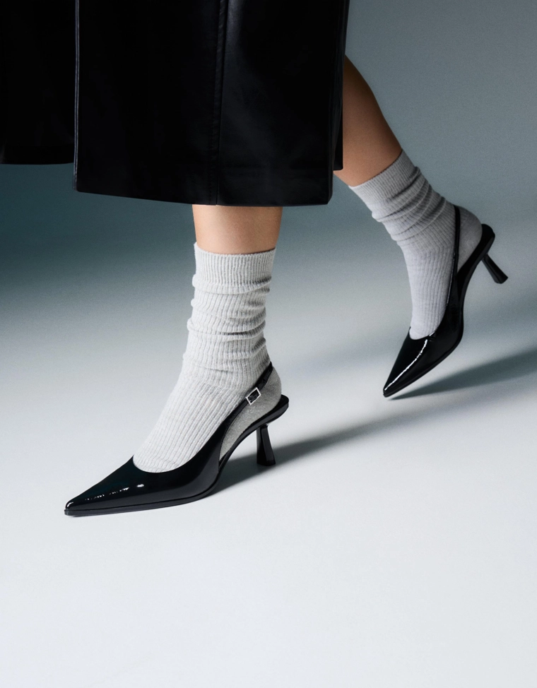 Туфли-мюли на среднем тонком каблуке