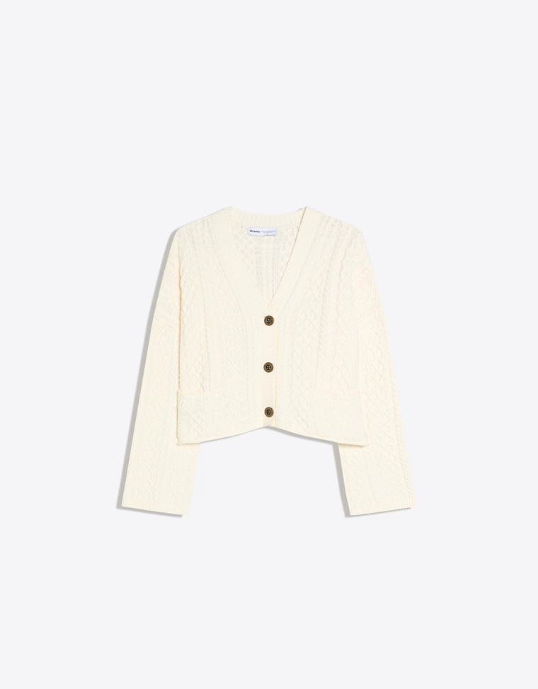 Кардиган в стиле рустик с косами