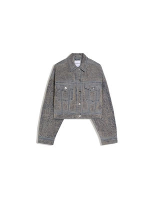 Укороченная джинсовая куртка с рельефным узором- Заказать в России