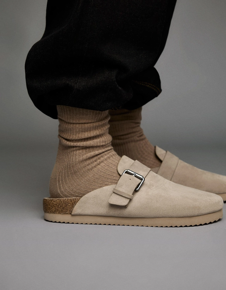 Сабо с деталями пряжки