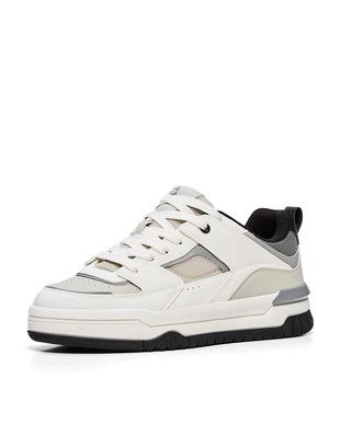 Кроссовки с объемными элементами- Заказать в России