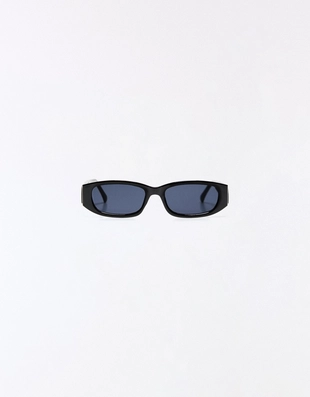 Солнцезащитные очки в овальной пластиковой оправе- Заказать в России