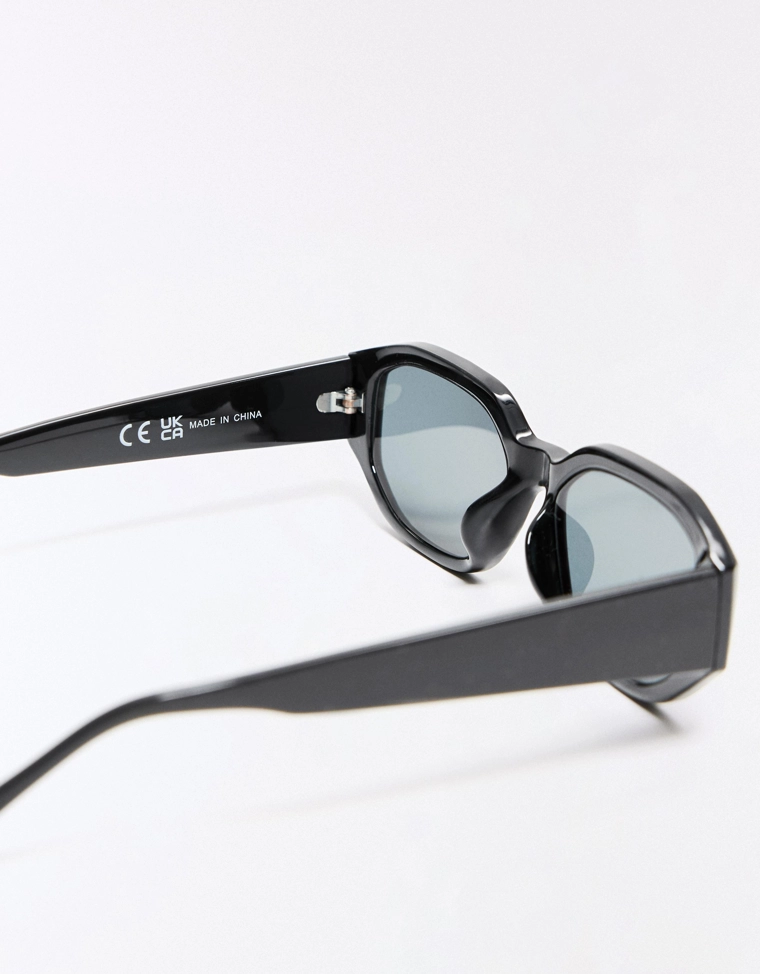 Солнцезащитные очки в шестиугольной пластиковой оправе