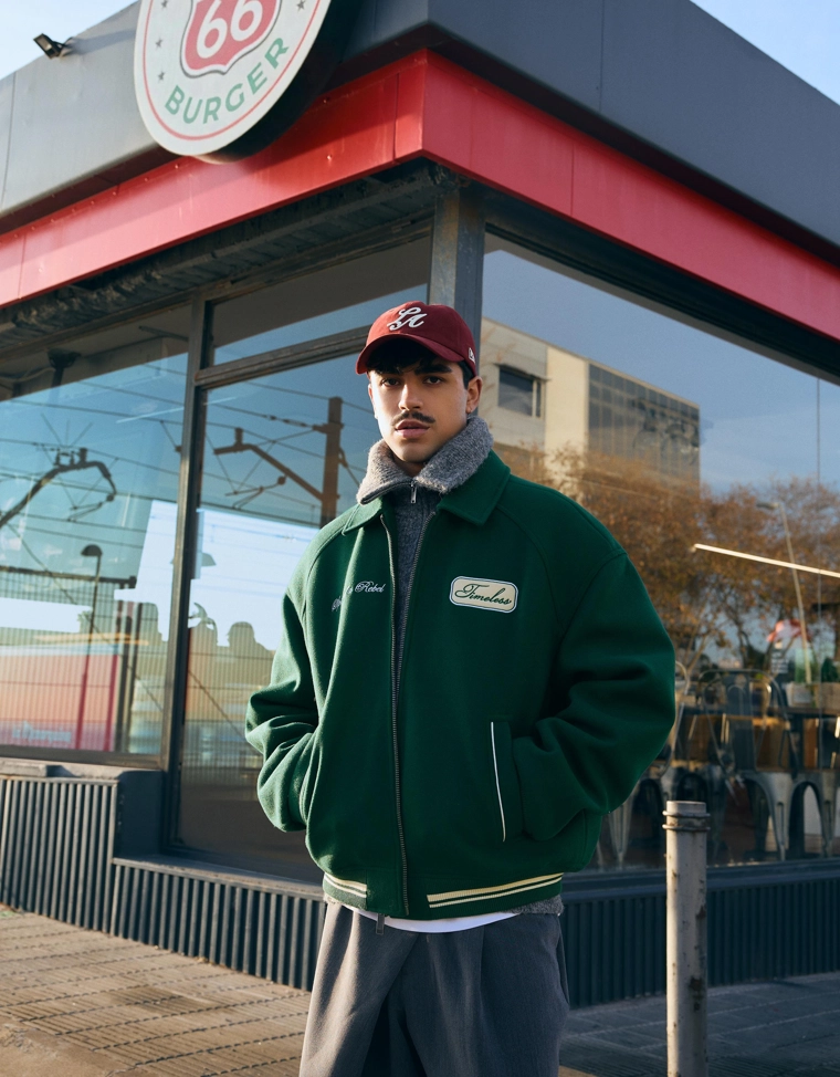 Куртка из фетра с вышивкой