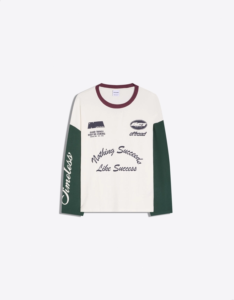 Лонгслив с контрастным принтом