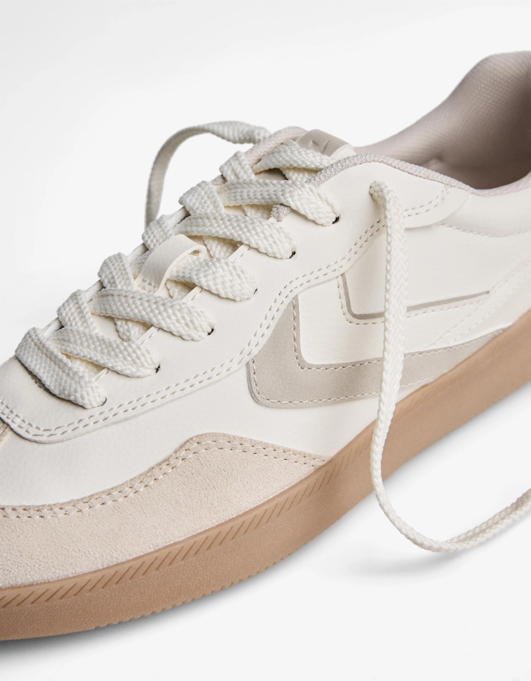 Ретро-кроссовки