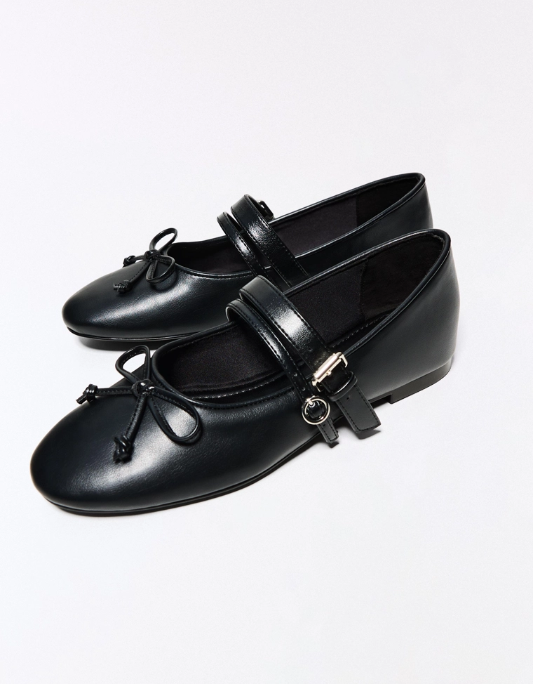 Балетки с пряжками