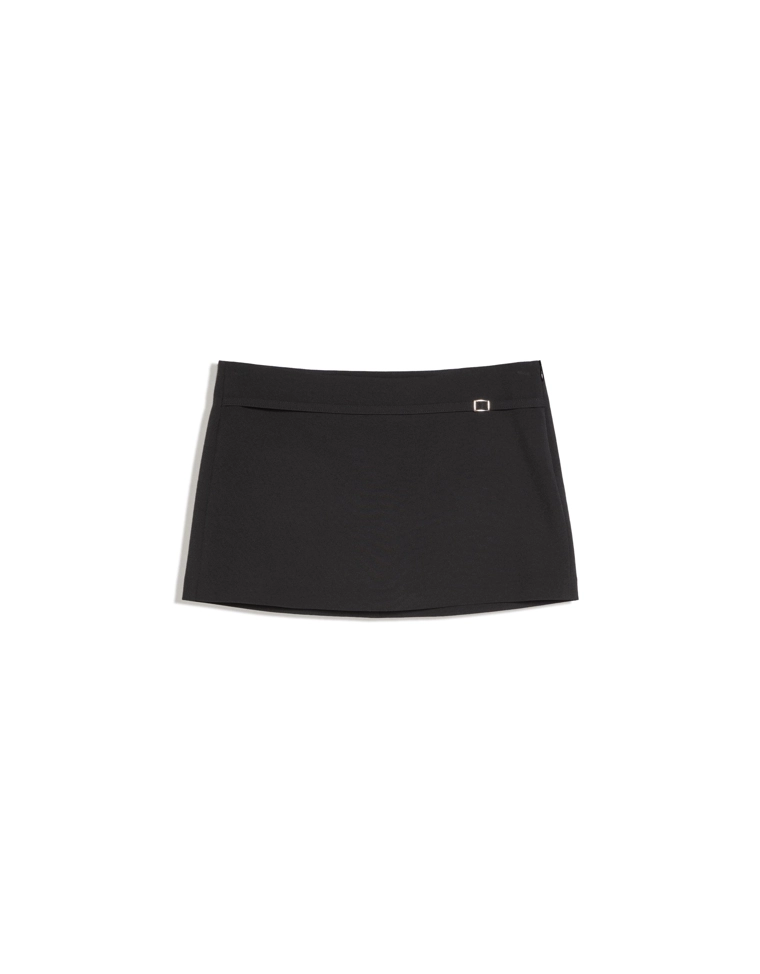 Юбка-шорты мини с пряжкой