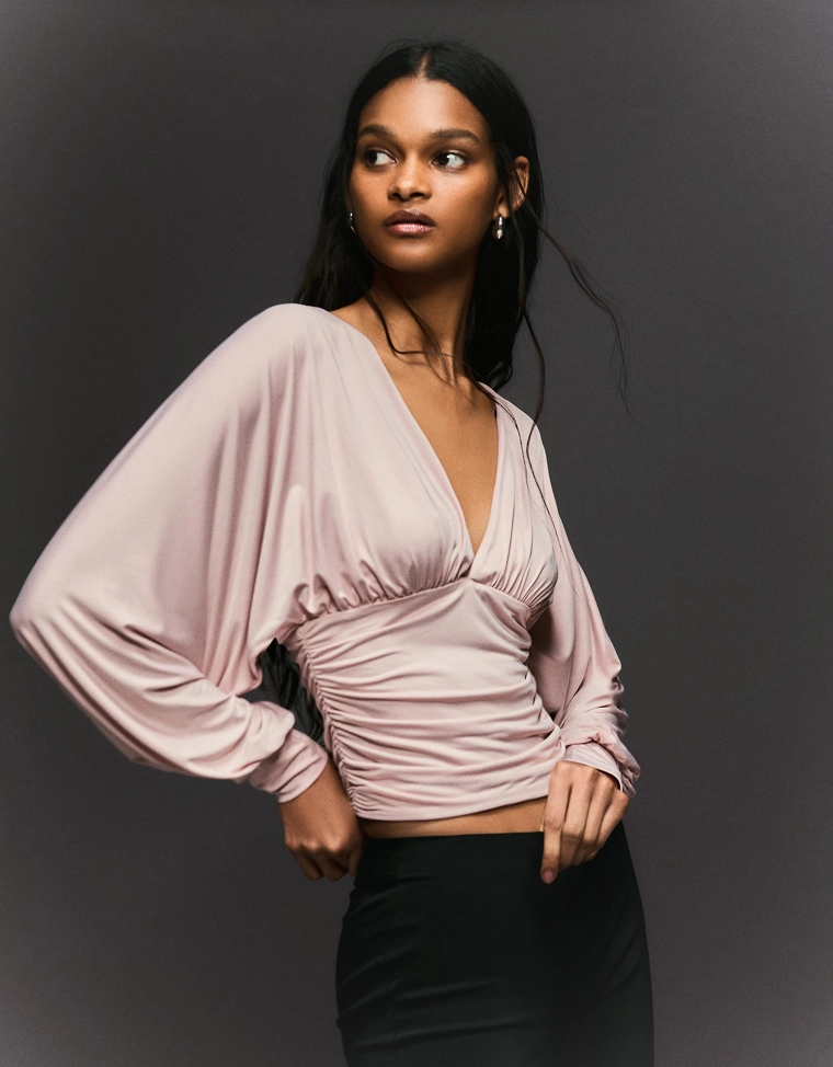 Топ с длинными рукавами и сборками