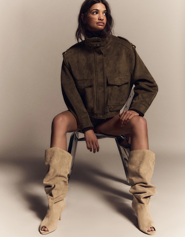 Split kitten heel boots