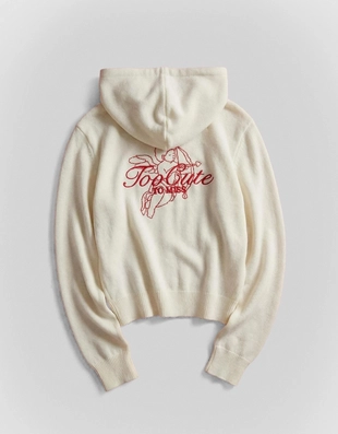 Укороченное худи с принтом- Заказать в России