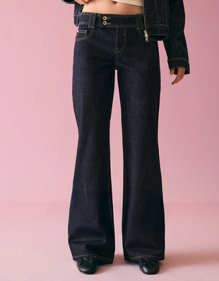 Джинсы свободного кроя с принтом- Заказать в России