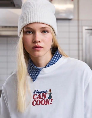 Футболка с короткими рукавами и принтом «рататуй»- Заказать в России