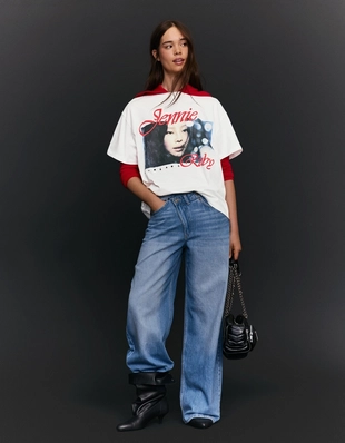 Футболка оверсайз JENNIE RUBY с короткими рукавами и принтом- Заказать в России