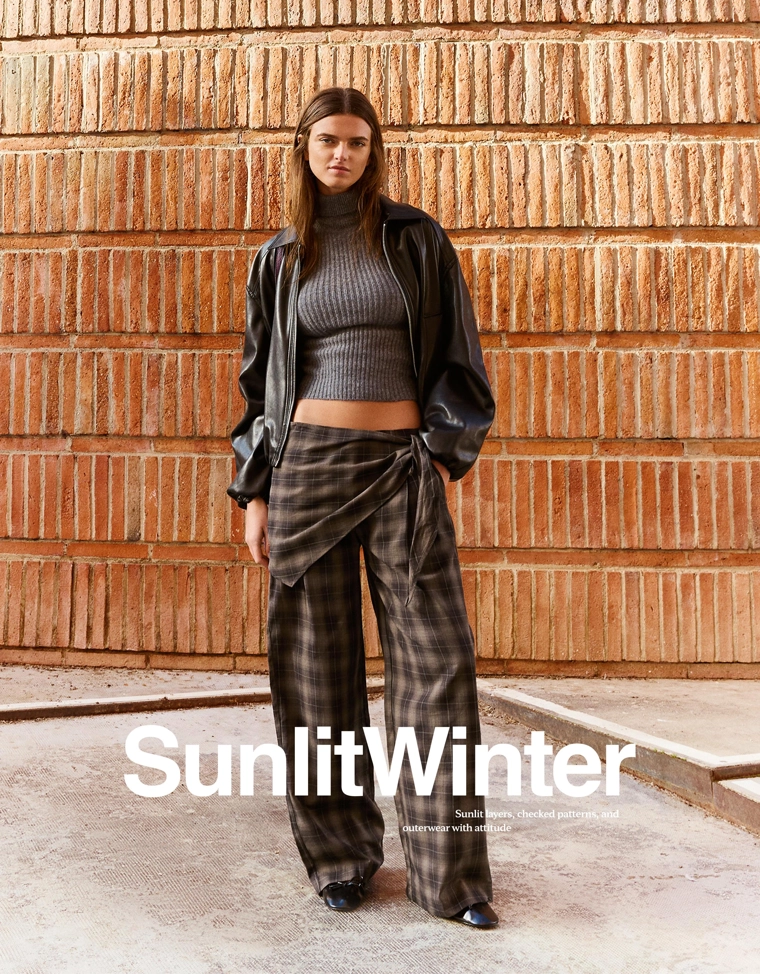 Брюки приталенного кроя с платком