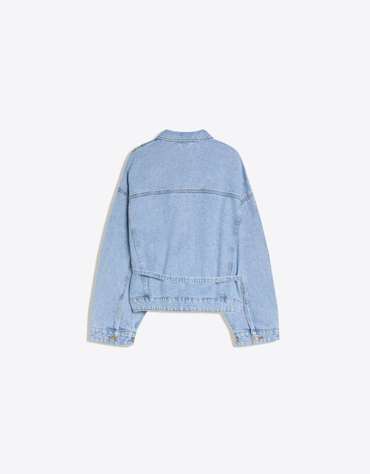 Джинсовая куртка оверсайз