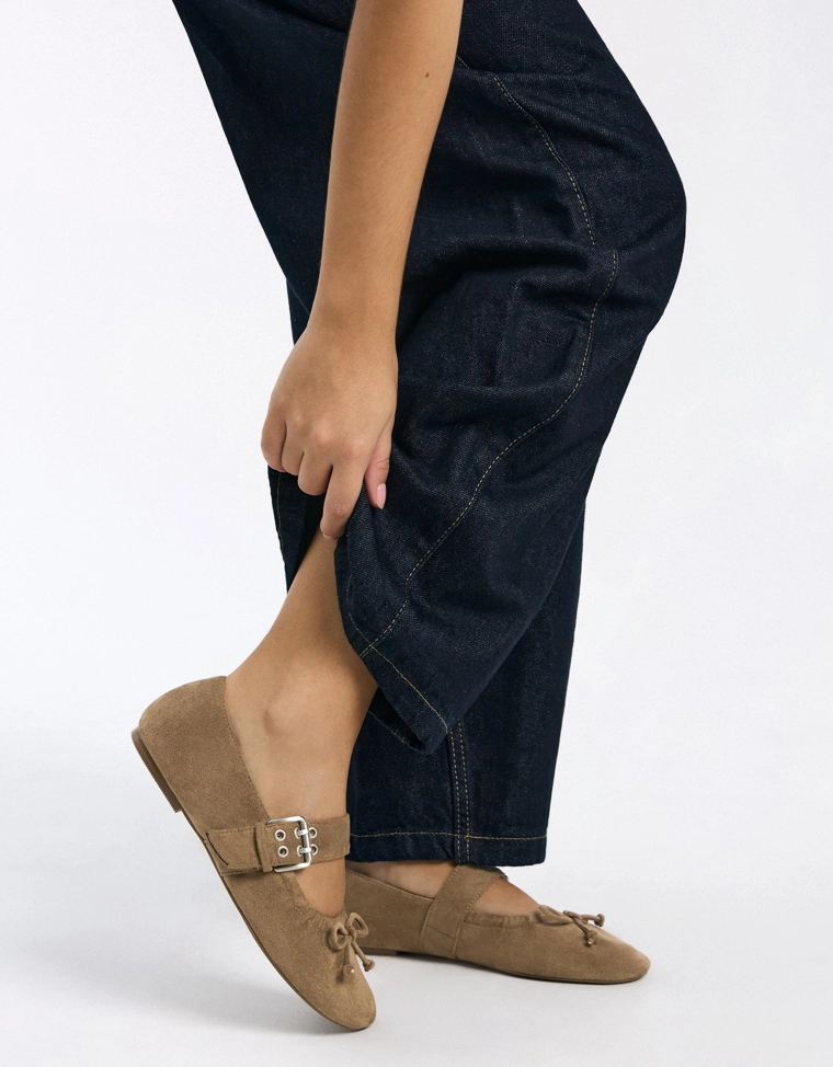 Балетки с пряжкой