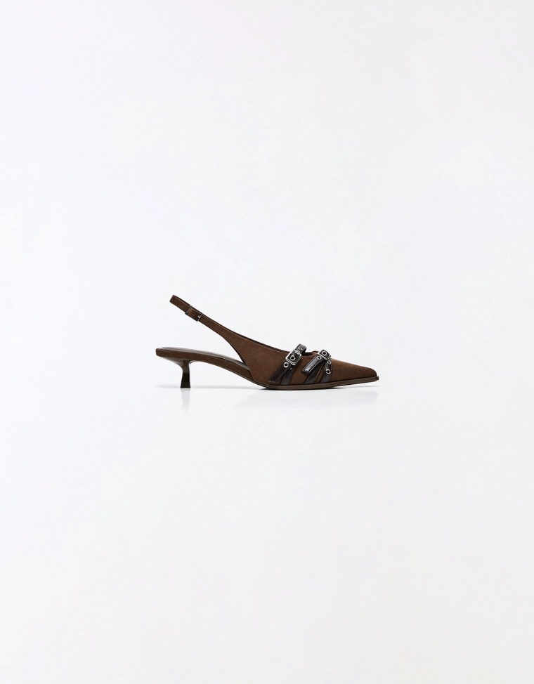 Босоножки на среднем тонком каблуке с пряжками