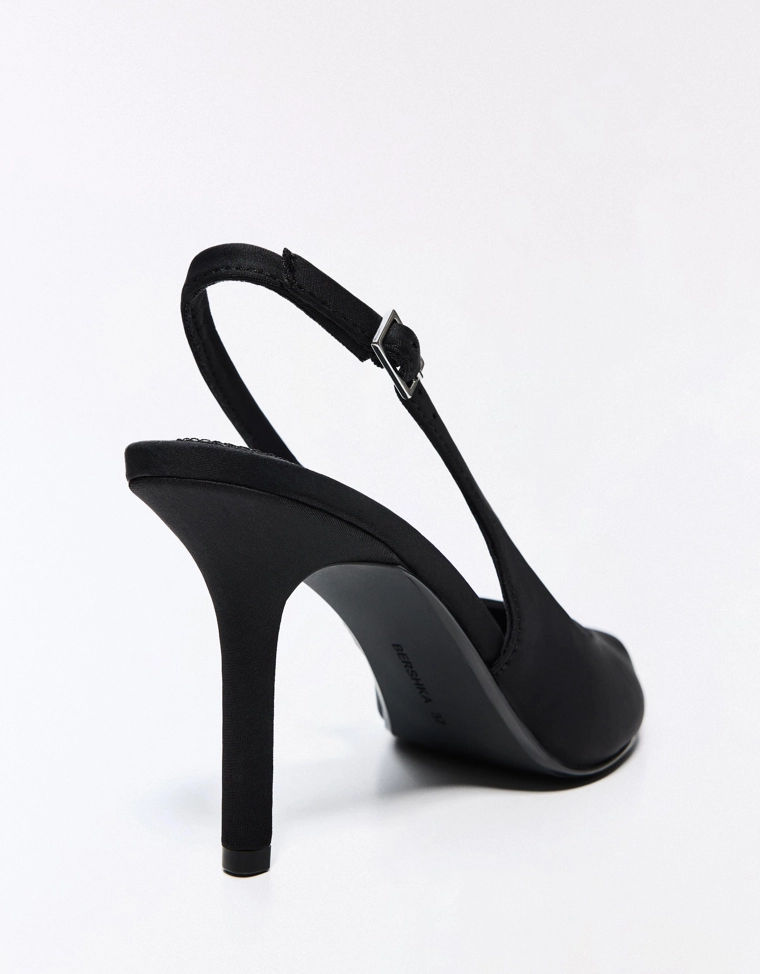 Туфли с открытой пяткой