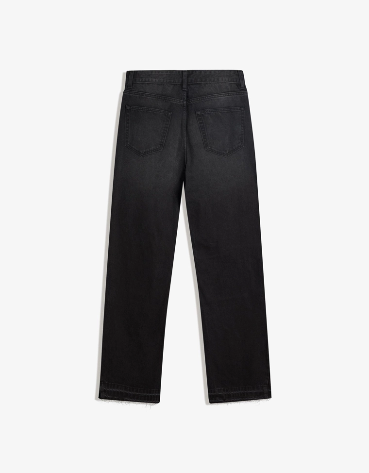 Расклешенные джинсы прямого кроя