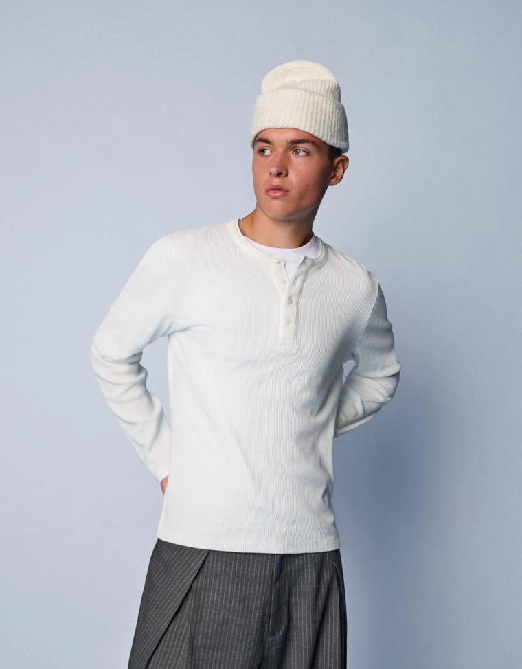 Футболка хенли облегающего кроя с длинными рукавами