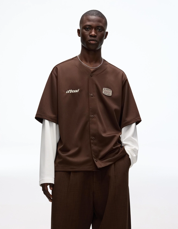 Рубашка с двойными рукавами свободного кроя и вышивкой