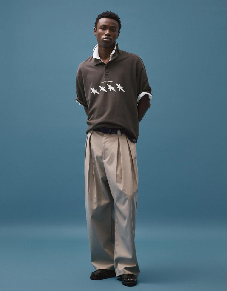 Поло геометрического кроя с короткими рукавами и принтом