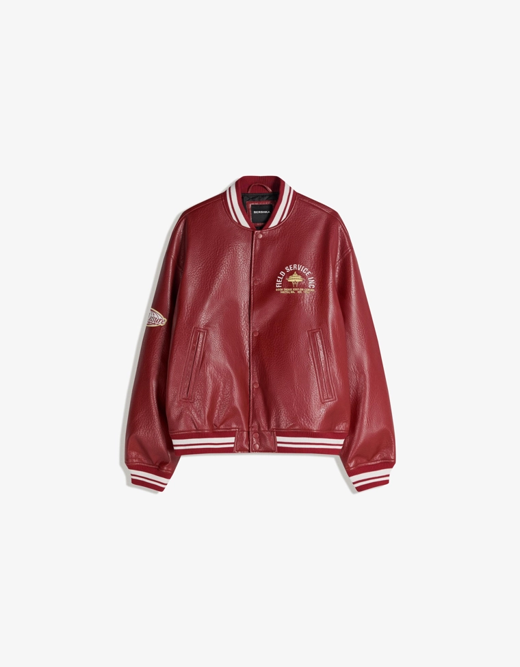 Куртка-бомбер из искусственной кожи с принтом