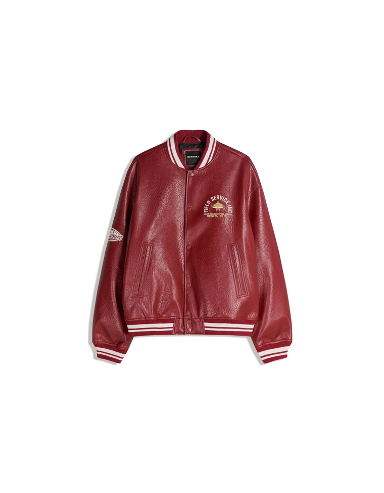 Куртка-бомбер из искусственной кожи с принтом