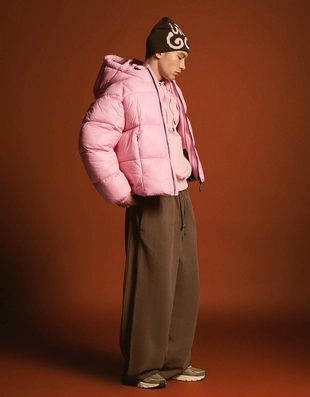 Пуховик с принтом- Заказать в России