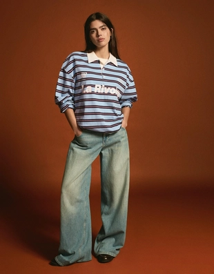 Футболка с воротником поло, длинными рукавами и принтом- Заказать в России