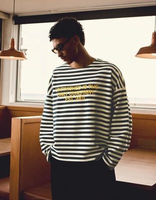 Полосатый свитер из мягкой ткани с круглым вырезом- Заказать в России