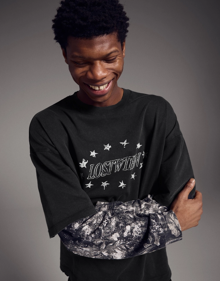 Футболка с длинными рукавами и двойным принтом