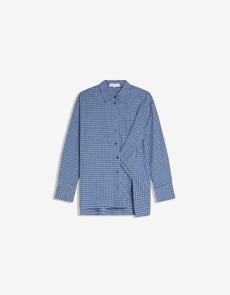 Рубашка с длинными рукавами и запахом на пуговицах