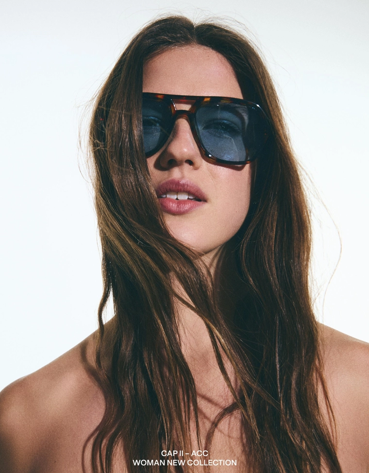 Солнцезащитные очки с синими линзами