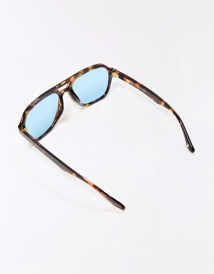 Солнцезащитные очки с синими линзами- Заказать в России