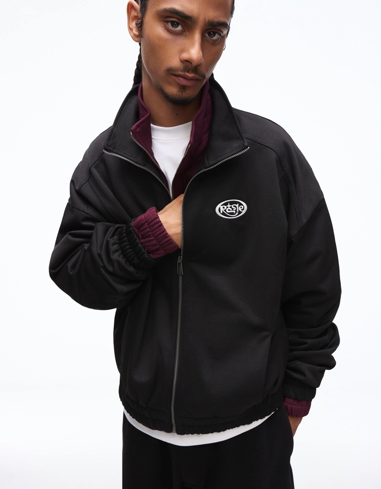 Толстовка на молнии с принтом