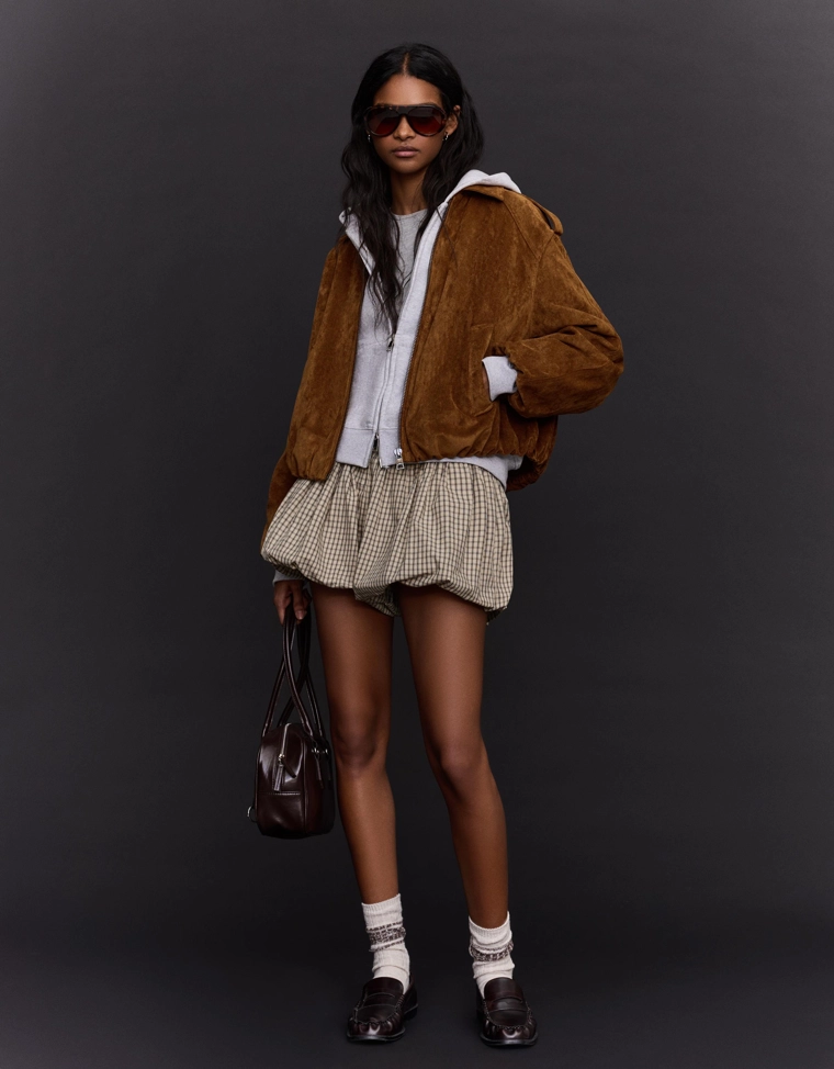 Куртка из искусственной замши с рукавами-фонариками