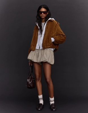 Куртка из искусственной замши с рукавами-фонариками- Заказать в России