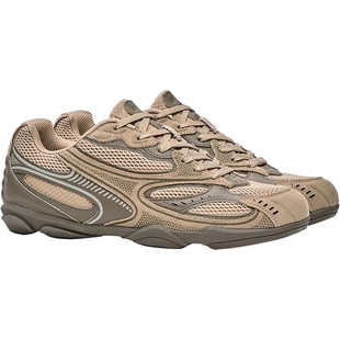 Спортивная обувь на тонкой подошве- Заказать в России