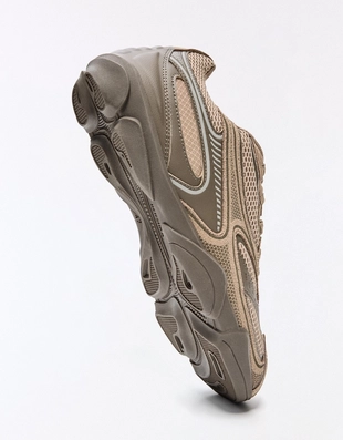 Спортивная обувь на тонкой подошве- Заказать в России