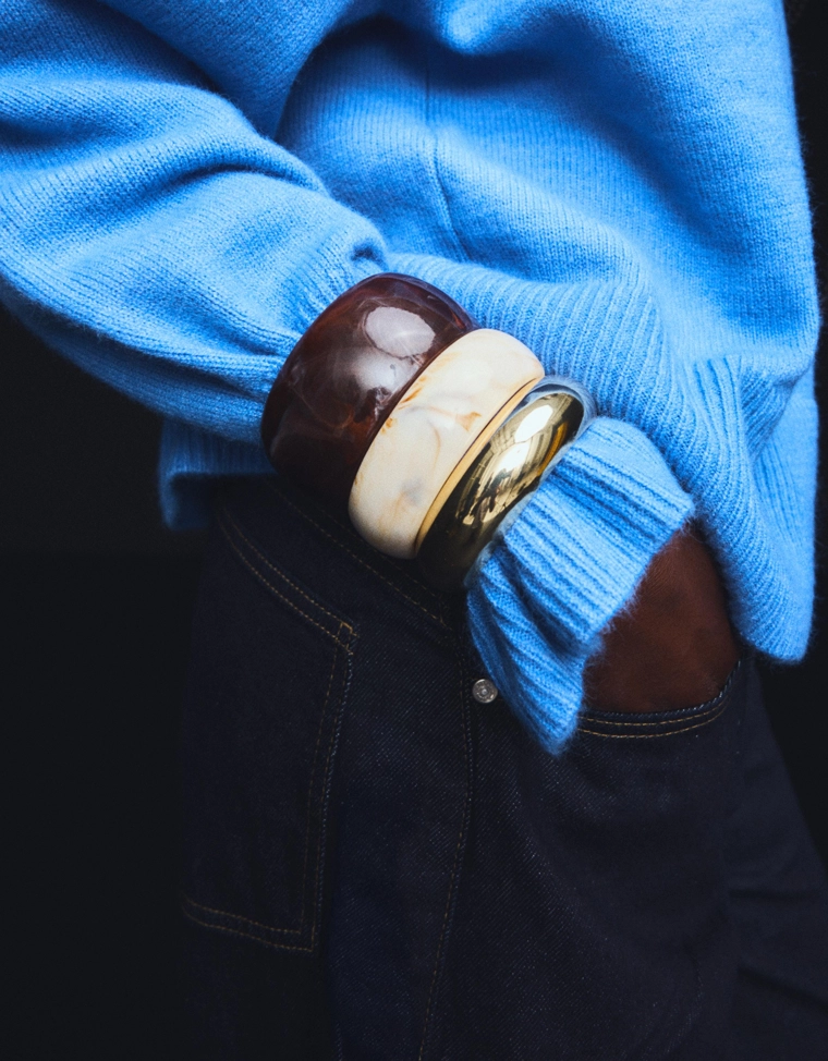 Набор из 3 браслетов с эффектом смолы