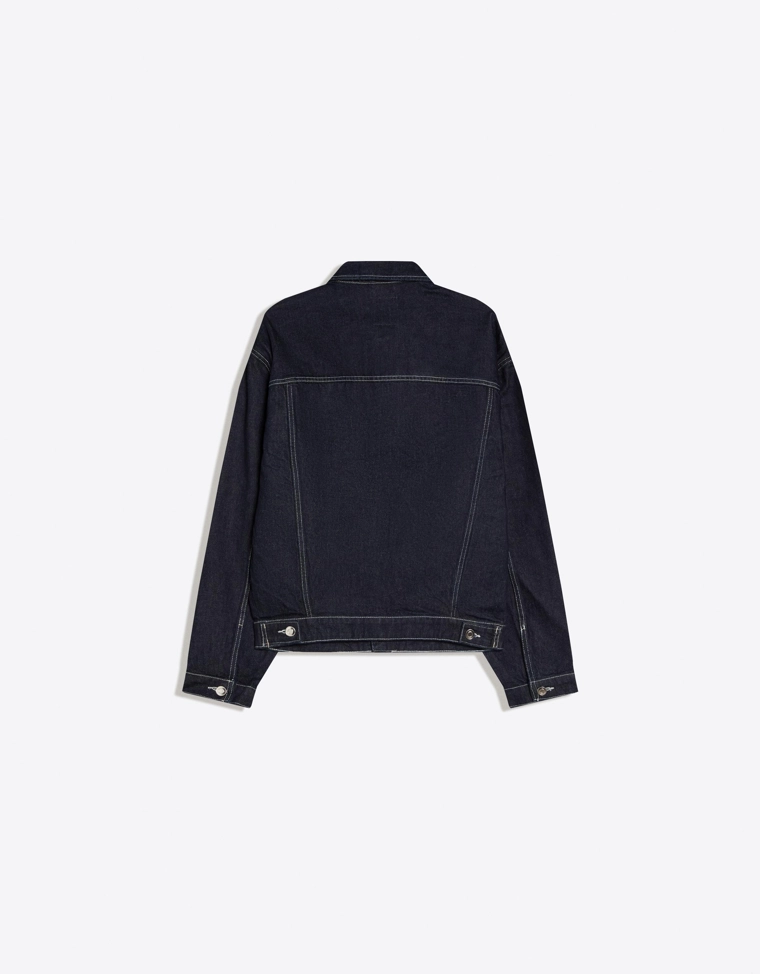 Джинсовая куртка