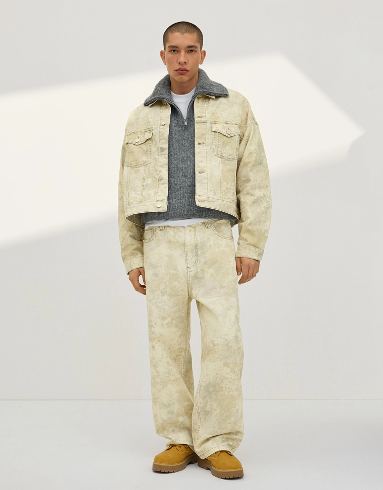 Джинсовая куртка с принтом