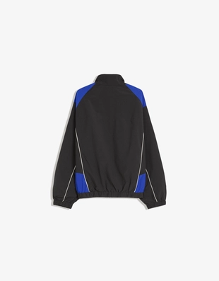 Куртка из высокотехнологичной ткани с принтом- Заказать в России