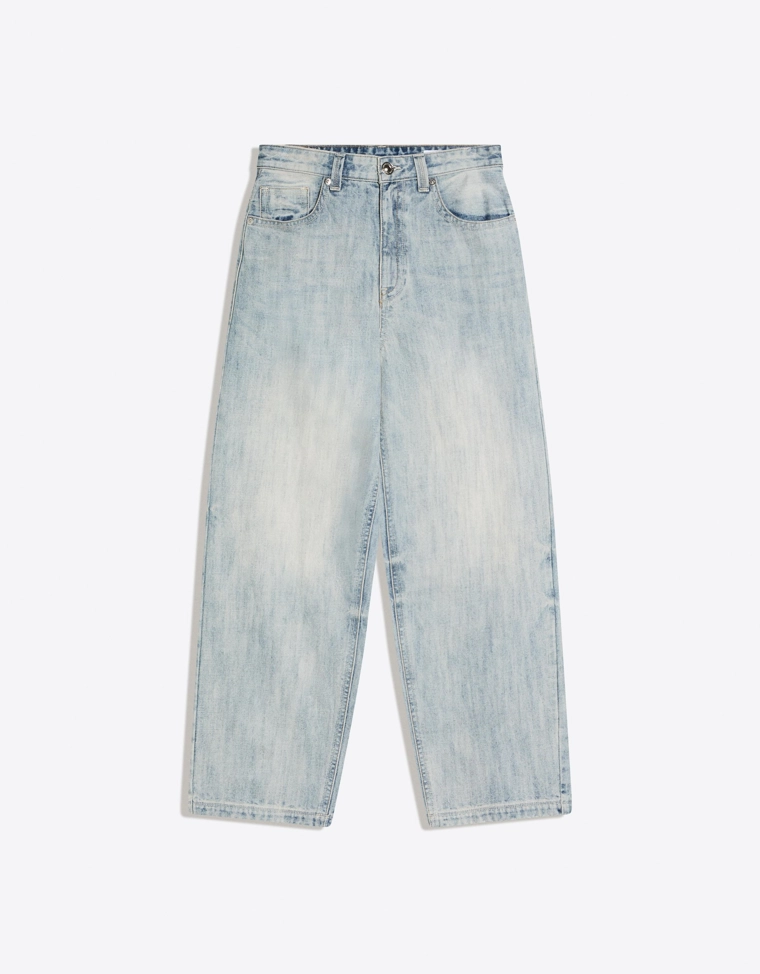 Джинсы очень свободного кроя с вышивкой