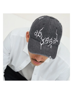 Джинсовая кепка с вышивкой- Заказать в России