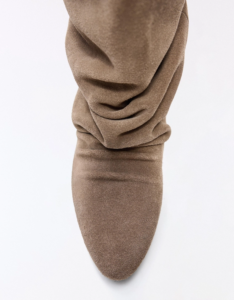 Кожаные ботильоны на каблуке