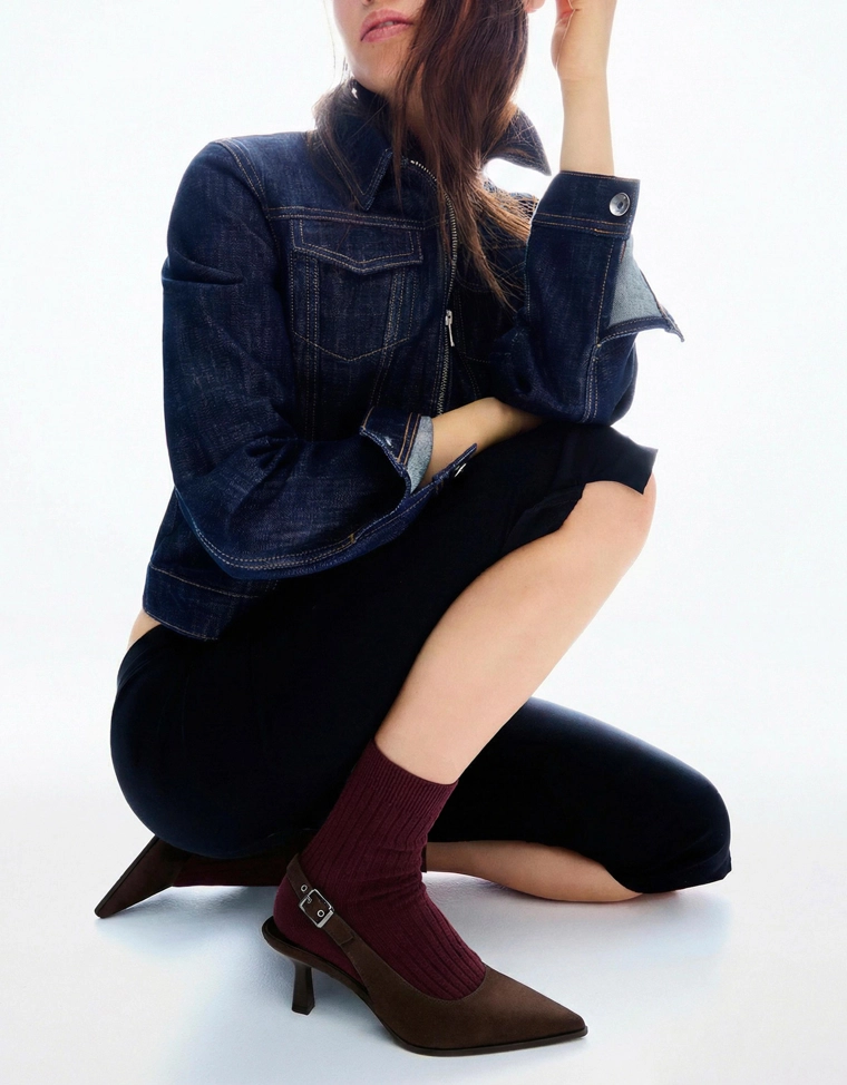 Туфли на среднем тонком каблуке без задника