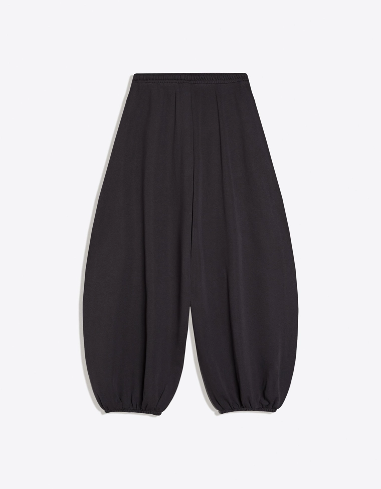 Брюки-бананы из мягкой ткани